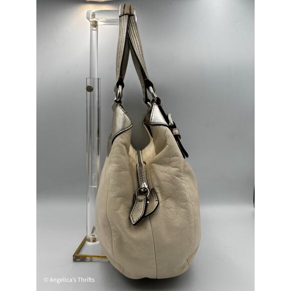 Coach Lynn Soho Cream Leather with Metallic Silver Trimmed Hobo Handbag - Picture 4 of 9